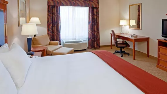 Holiday Inn Express Hotel & Suites Latham | New York - Albany (ve civarı) - Latham