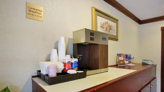 Americas Best Value Inn Near Downtown Nashville | Tennessee - Nashville-Davidson - Nashville (ve civarı) - Nashville