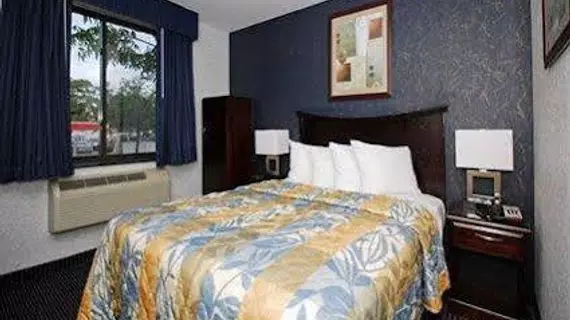 Quality Inn Floral Park | New York - New York (ve civarı) - Queens - Jamaika