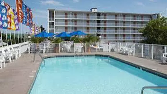 Spinnaker Motel | Maryland - Ocean City (ve civarı) - Ocean City