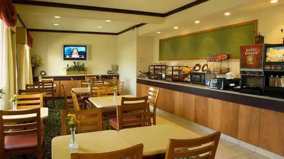 Fairfield Inn & Suites Indianapolis Airport | Indiana - Indianapolis (ve civarı) - Indianapolis