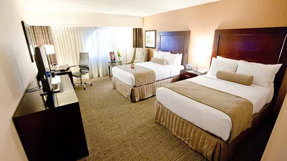 Crowne Plaza Hotel St. Louis Airport | Missouri - St. Louis (ve civarı) - Bridgeton