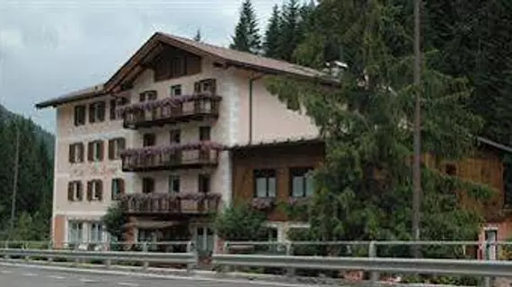 Hotel Villa Agomer | Trentino-Alto Adige - Trento İli - Canazei