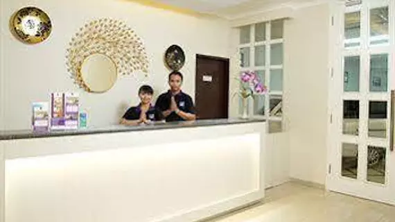 Laxston Hotel by Front One | Yogyakarta Özel Bölgesi - Yogyakarta (ve civarı) - Yogyakarta - Kraton - Merkez Yogyakarta