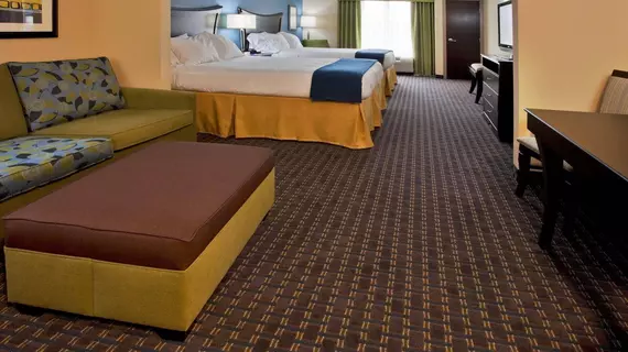 Holiday Inn Express Hotel & Suites Largo-Clearwater | Florida - St. Petersburg - Clearwater (ve civarı) - Largo