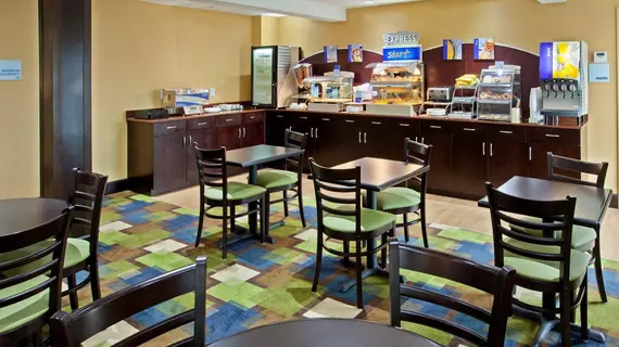 Holiday Inn Express - Bowling Green | Kentucky - Bowling Green (ve civarı) - Bowling Green