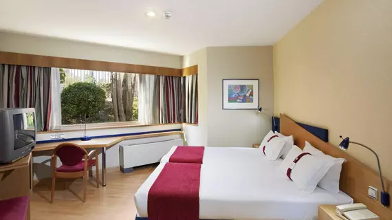 Holiday Inn Express Madrid Tres Cantos | Madrid Özerk Topluluğu - Madrid (ve civarı) - Tres Cantos