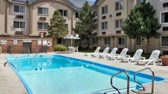 Days Inn and Suites Golden/West Denver | Kolorado - Denver (ve civarı) - Golden - Denver West