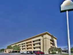 La Quinta Inn Cleveland Airport North | Ohio - Cleveland (ve civarı) - Cleveland