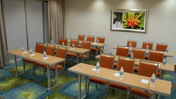 Springhill Suites Miami Airport East/Medical Center | Florida - Miami (ve civarı) - Miami