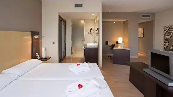 Hotel ILUNION Suites Madrid | Madrid Özerk Topluluğu - Madrid (ve civarı) - Chamartin