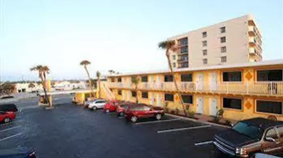 Oceanfront Inn and Suites - Ormond | Florida - Daytona Beach (ve civarı) - Ormond Beach