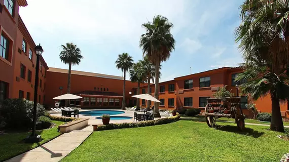 Fiesta Inn Saltillo | Coahuila - Saltillo (ve civarı) - Saltillo