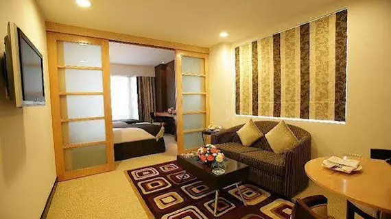 Savoy Suites Hotel Apartment | Dubai - Dubai