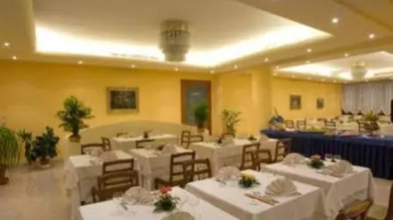 Hotel Villa Ricci | Toskana - Siena (vilayet) - Chianciano Terme