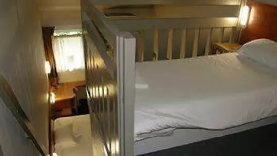 B&B Hotel CHARTRES | Centre - Loire Vadisi - Eure-et-Loir (bölge) - Le Coudray