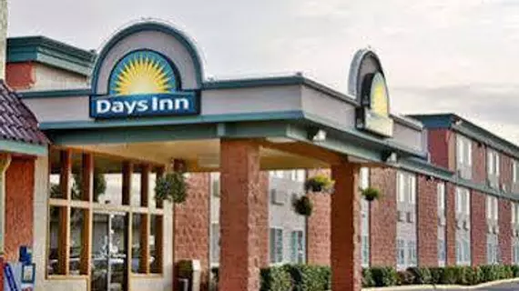 DAYS INN MT VERNON | Washington - Vernon Dağı (ve civarı) - Mount Vernon