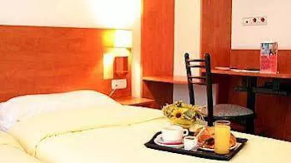 Hotel Le 21ème | Grand Est - Bas-Rhin (bölge) - Strasbourg (ve civarı) - Strazburg - Kent Merkezi - Petite Fransa