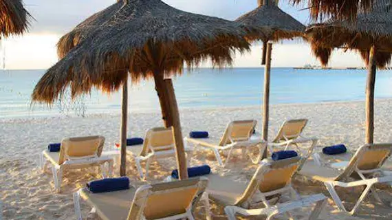 Tukan Hotel and Beach Club | Quintana Roo - Solidaridad - Playa del Carmen