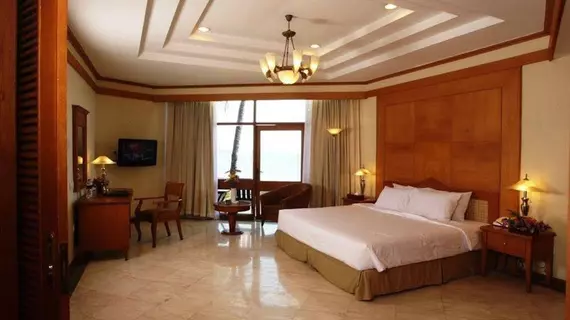 Makassar Golden Hotel | Makassar