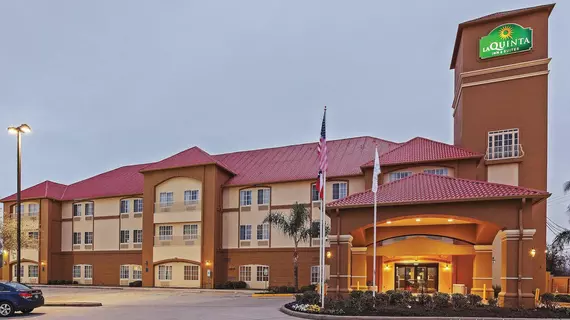 La Quinta Inn & Suites Houston Hobby Airport | Teksas - Houston (ve civarı) - Houston