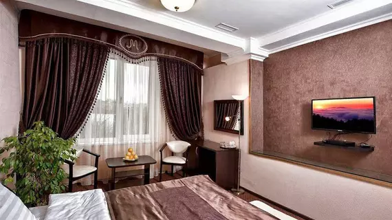 Mozart Hotel | Krasnodar Krayı - Krasnodar