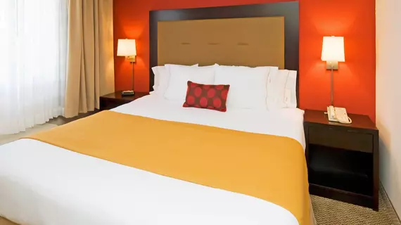 Holiday Inn Express Hotel & Suites Kendall East-Miami | Florida - Miami (ve civarı) - Miami