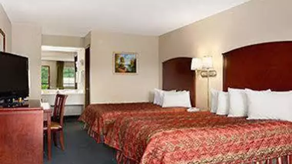 Days Inn Branson / Near the Strip | Missouri - Branson (ve civarı) - Branson - Branson Theater District