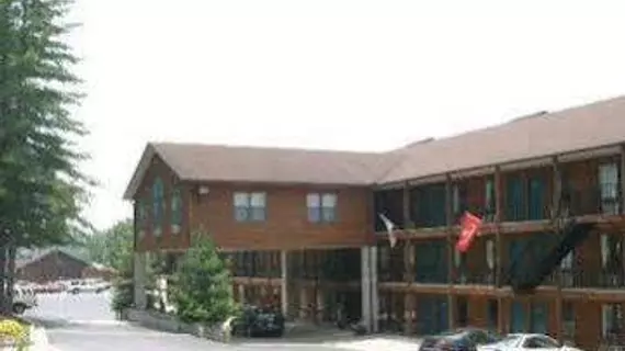 Fall Creek Inn & Suites | Missouri - Branson (ve civarı) - Branson