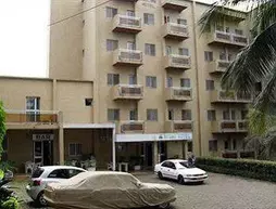 Hotel Meumi Palace | Yaounde