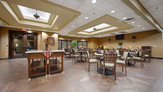 Best Western PLUS Cimarron Hotel & Suites | Oklahoma - Stillwater