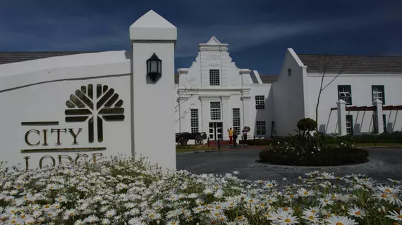 City Lodge Grand West | Western Cape (il) - West Coast DC - Drakenstein - Cape Town (ve civarı) - Cape Town - Goodwood