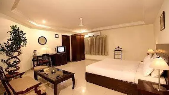 Hotel Lohias | Batı Delhi - Ulusal Eyalet Başkenti Delhi - Delhi (ve civarı) - Yeni Delhi