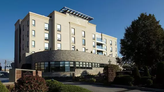 Best Western Premier C Hotel by Carmen's | Ontario - Niagara Regional Belediyesi - Hamilton (ve civarı) - Hamilton