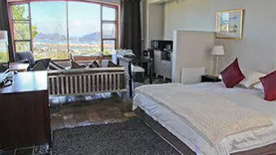 Hillview Self Catering Apartments | Western Cape (il) - Knysna