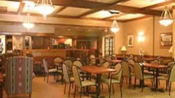 Knights Inn – Toronto East | Ontario - Toronto (ve civarı) - Scarborough - Scarborough