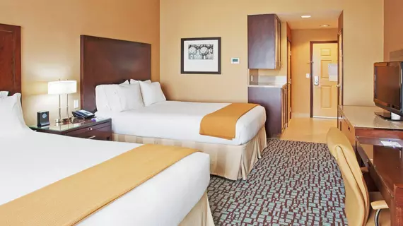 Holiday Inn Express Salinas | Kaliforniya - Monterey (ve civarı) - Salinas