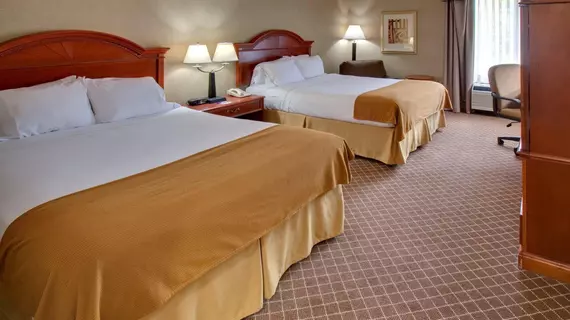 Holiday Inn Express Cedar Rapids (Collins Road) | Iowa - Cedar Rapids - Iowa City (ve civarı) - Cedar Rapids