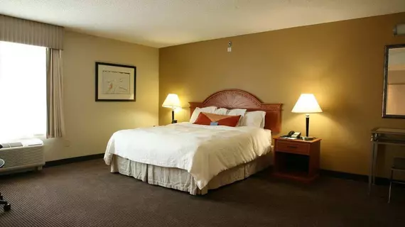 Hilton Garden Inn Louisville Airport | Kentucky - Louisville (ve civarı) - Louisville