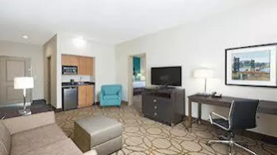 La Quinta Inn & Suites Little Rock - West | Arkansas - Little Rock (ve civarı) - Little Rock