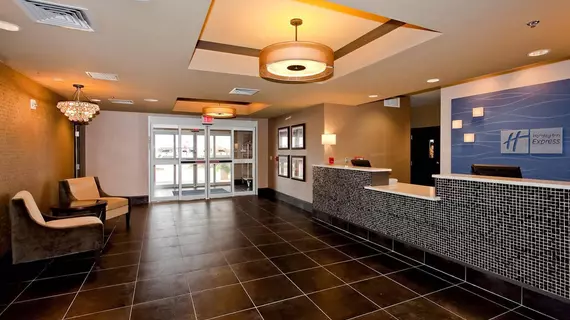 Holiday Inn Express Newton | Kansas - Wichita (ve civarı) - Newton