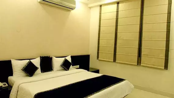 Hotel Saar Inn | Batı Delhi - Ulusal Eyalet Başkenti Delhi - Delhi (ve civarı) - Yeni Delhi - Karol Bagh