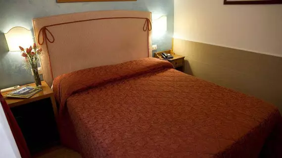 San Peter Rome B&B | Lazio - Roma (ve civarı) - Roma Kent Merkezi