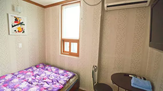 Myeongdong Town Guesthouse | Gyeonggi - Seul (ve civarı) - Seul - Myeongdong