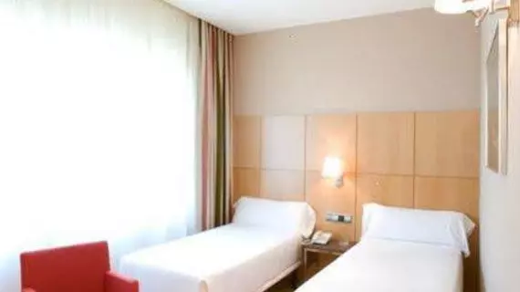 Hotel Feria | Kastilya ve Leon - Valladolid (vilayet) - Valladolid