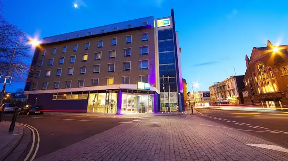 Holiday Inn Express Earls Court | Londra (ve civarı) - Batı Londra