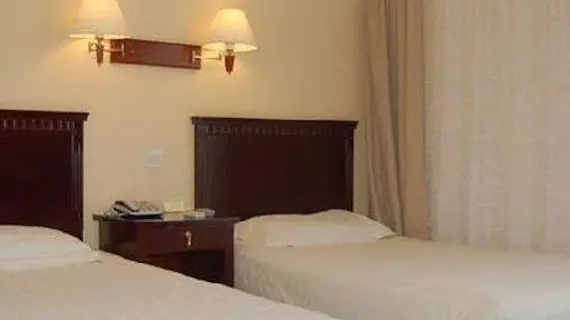 Shanghai Lakeside Holiday Inn Hotel | Şanghay (ve civarı) - Şangay - Huangpu