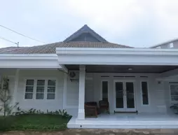 Elenor's Home at Eyckman | West Java - Bandung (ve civarı) - Bandung - Pasteur - Sukajadi