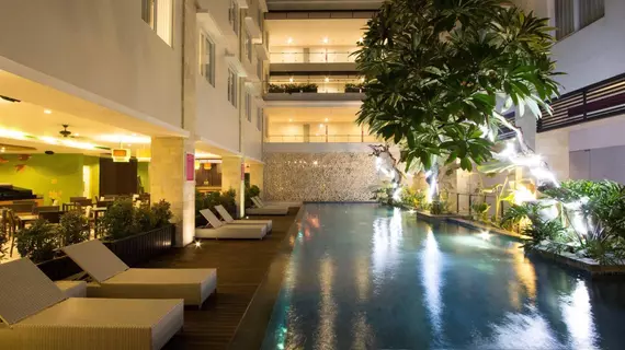 Crystal Kuta Hotel | Bali - Kuta - Ngurah Rai Kuta Geçidi