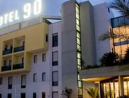 Hotel 90 | Puglia - Bari (il) - Capurso